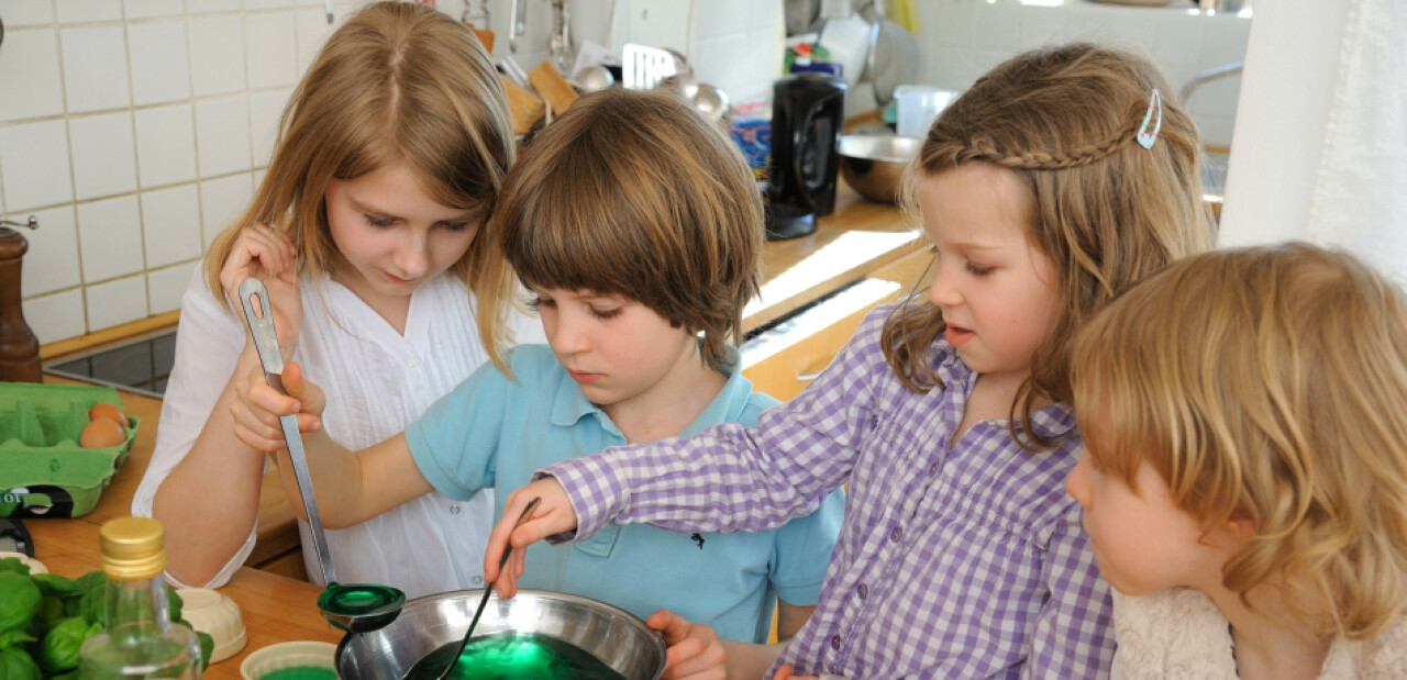 Liebe geht durch den Magen, das Leben durch die Küche. Liebe geht durch den Magen, das Leben durch die Küche.